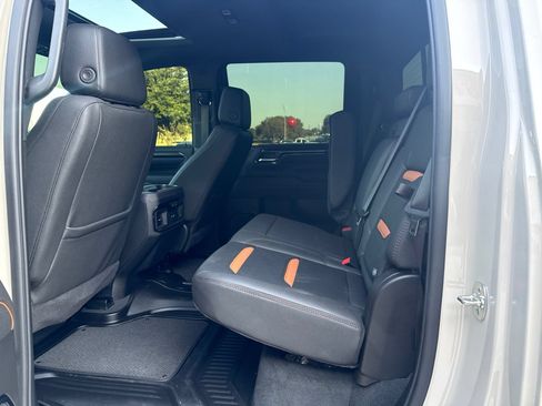 Used 2026 GMC Sierra 2500 AT4 w/ AT4 Premium Plus Package AWD/4WD image 5