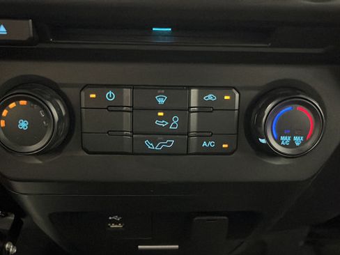 Used 2017 Ford F150 XL w/ XL Power Equipment Group AWD/4WD image 17
