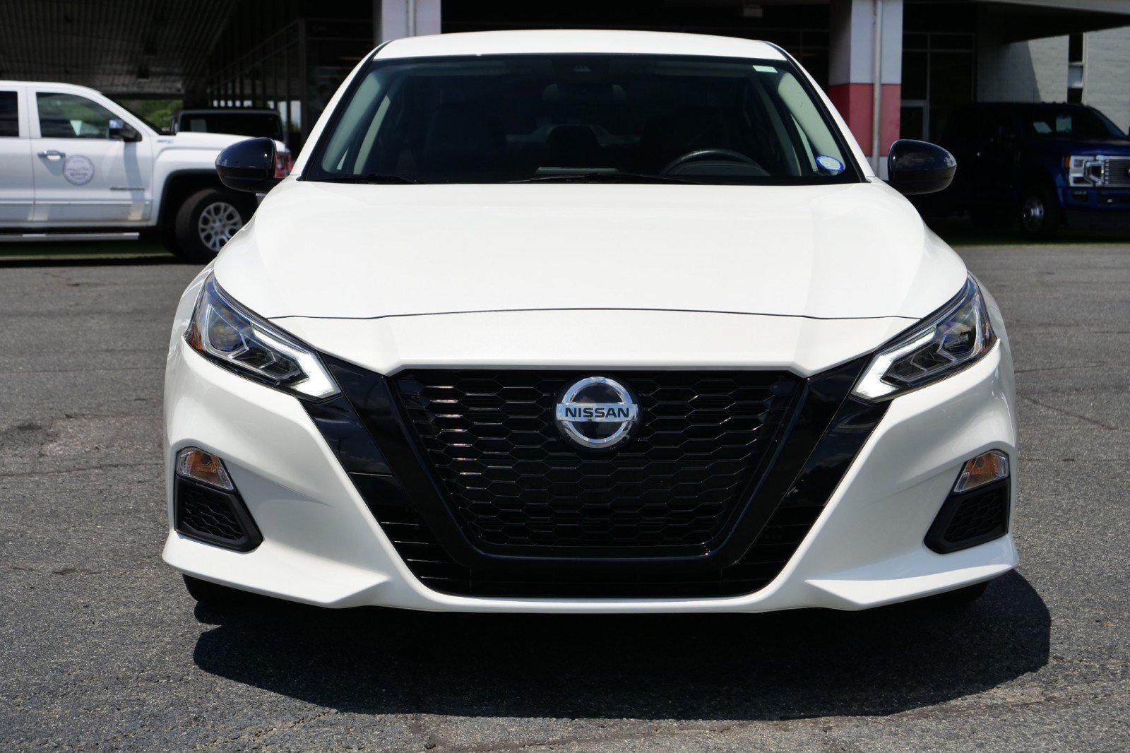 Used 2020 Nissan Altima 2.5 SR FWD image 5