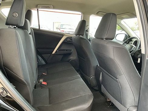 Used 2015 Toyota RAV4 LE FWD image 12