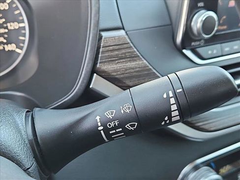 Used 2019 Nissan Altima 2.5 Platinum image 15