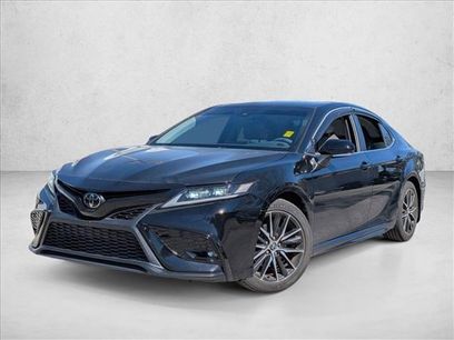 Used 2022 Toyota Camry SE w/ Convenience Package
