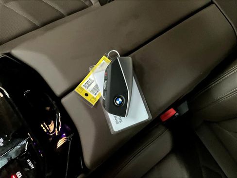 Used 2026 BMW 530i w/ Premium Package image 12