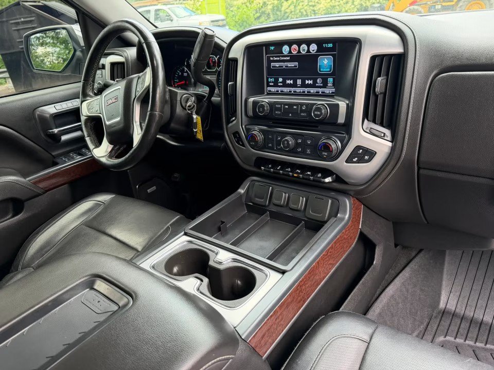 Used 2018 GMC Sierra 1500 SLT w/ SLT Premium Package AWD/4WD image 25
