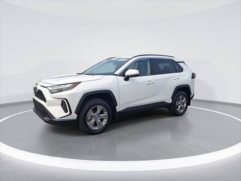 Certified 2025 Toyota RAV4 XLE w/ Convenience Package AWD/4WD image 5