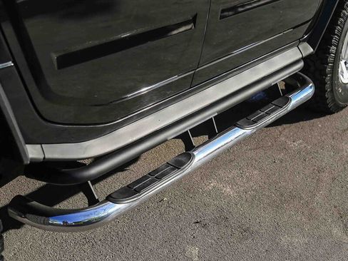 Used 2005 HUMMER H2 w/ Preferred Equipment Group image 17