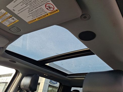 Used 2025 Ford F350 Lariat w/ Lariat Ultimate Package image 14