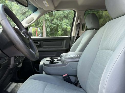 Used 2014 RAM 2500 Tradesman w/ Chrome Appearance Group AWD/4WD image 13
