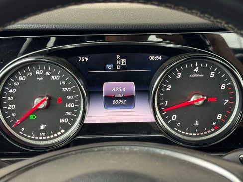 Used 2018 Mercedes-Benz E 300 image 33