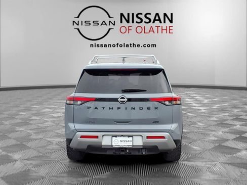 Certified 2023 Nissan Pathfinder Platinum w/ Cargo Package image 28