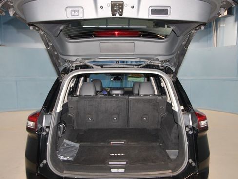 Used 2024 Nissan Rogue SL w/ SL Premium Package image 43