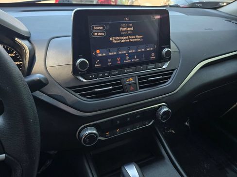 Used 2020 Nissan Altima 2.5 S FWD image 25