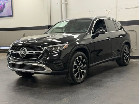 Certified 2025 Mercedes-Benz GLC 350e 4MATIC image 6