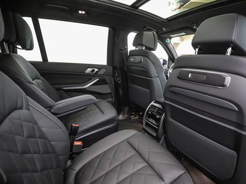 Certified 2026 BMW X7 xDrive40i AWD/4WD image 29