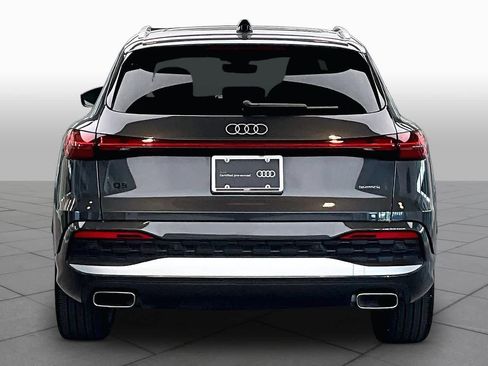 Certified 2025 Audi Q5 Prestige AWD/4WD image 5
