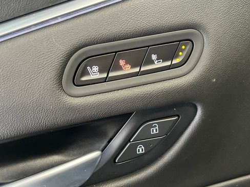 Used 2023 Cadillac Escalade Premium Luxury w/ LPO, Radiant Package image 39