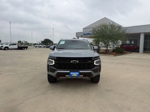 Used 2024 Chevrolet Tahoe Z71 w/ Z71 Off-Road Package AWD/4WD image 2