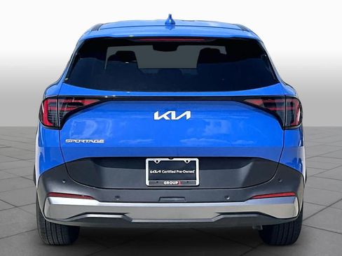 Certified 2026 Kia Sportage EX FWD image 5