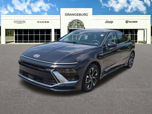 Used 2025 Hyundai Sonata SEL FWD image 6