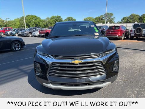 Used 2022 Chevrolet Blazer LT FWD image 2