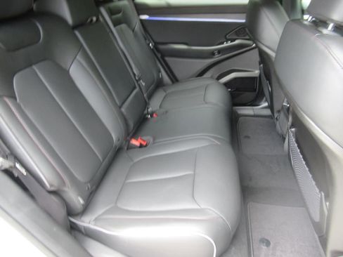 Used 2025 Jeep Wagoneer S Limited image 32