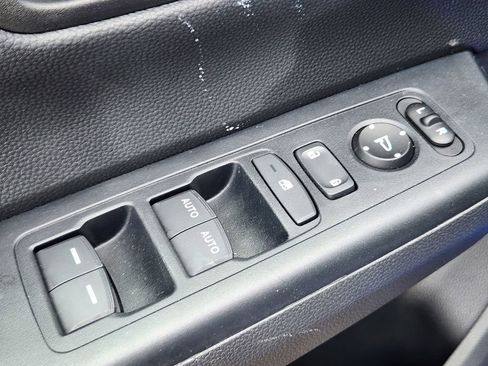 Used 2024 Honda CR-V EX image 16