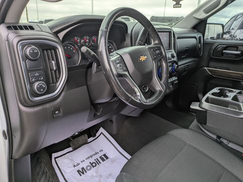 Used 2020 Chevrolet Silverado 1500 LT w/ Texas Edition image 9