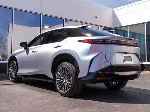 Used 2023 Lexus RZ 450e Premium w/ Accessory Package (Z1) AWD/4WD image 7
