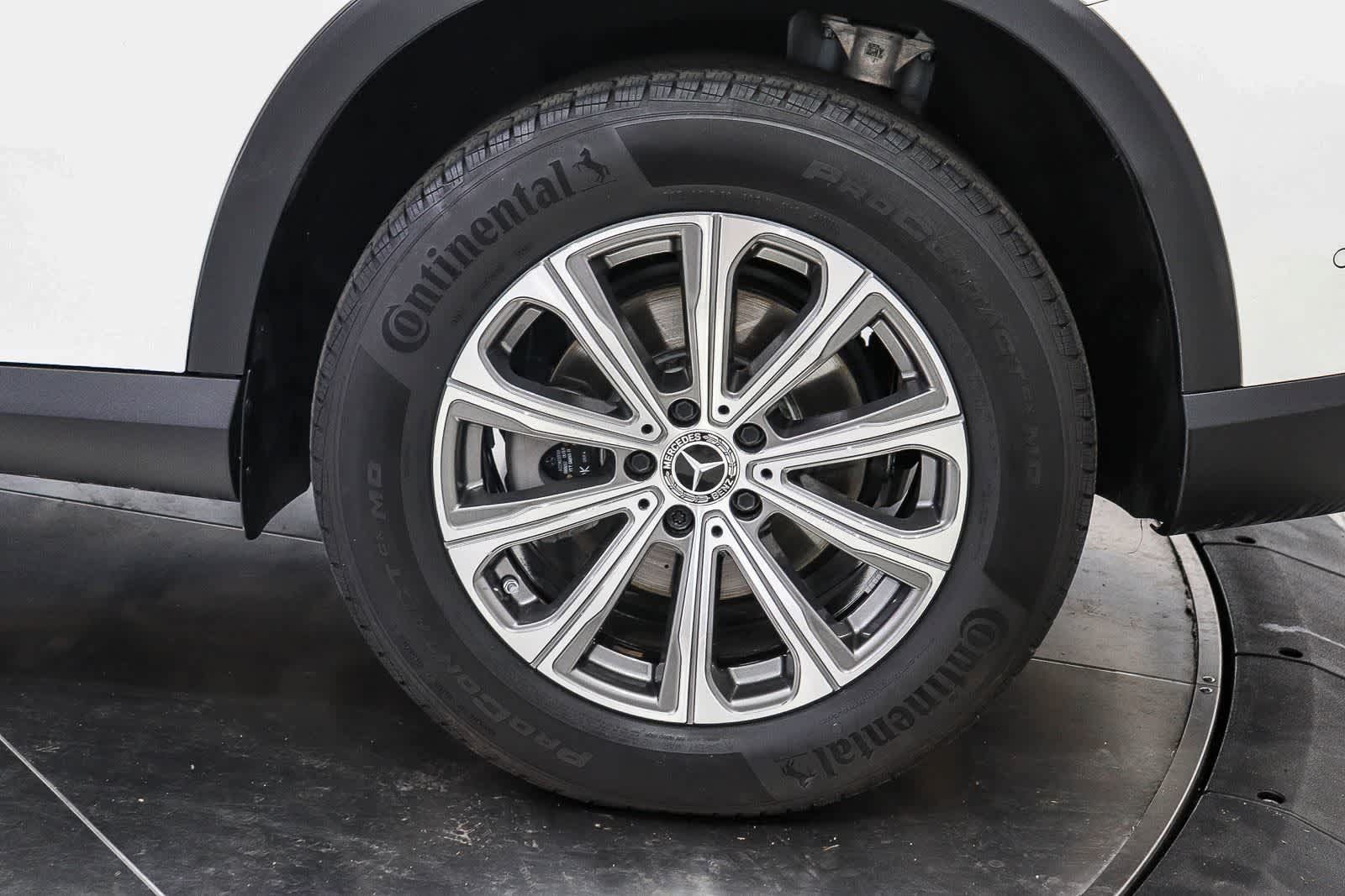 Certified 2024 Mercedes-Benz GLC 300 image 10