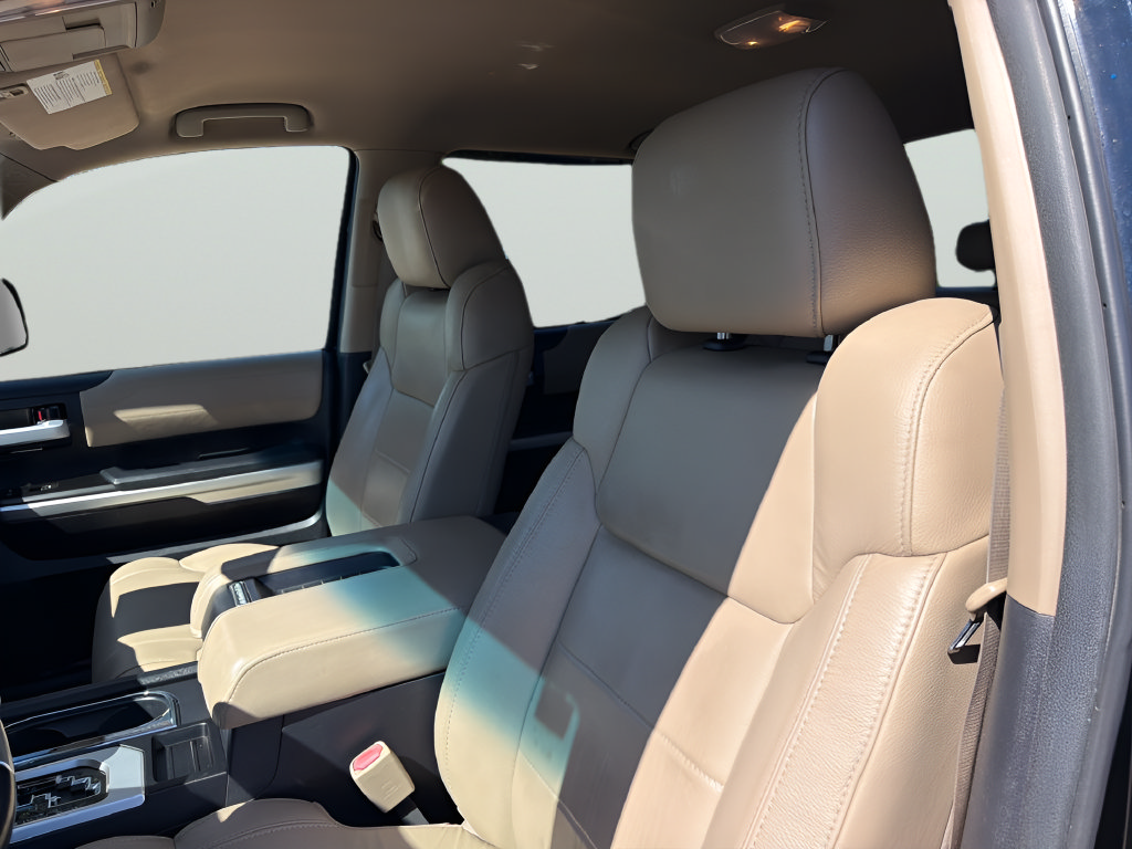 Used 2017 Toyota Tundra Limited w/ Limited Premium Package RWD image 18