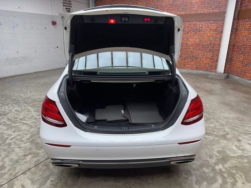 Certified 2019 Mercedes-Benz E 300 4MATIC image 26
