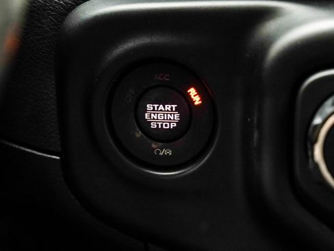 Used 2023 Jeep Wrangler Unlimited Sahara w/ Cold Weather Group image 28