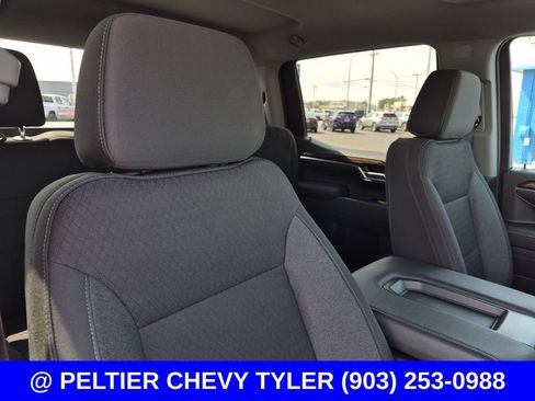 Used 2023 Chevrolet Silverado 1500 LT AWD/4WD image 13