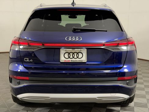 Used 2023 Audi Q4 e-tron Premium w/ Convenience Package RWD image 10