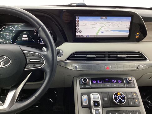 Used 2022 Hyundai Palisade Limited image 34