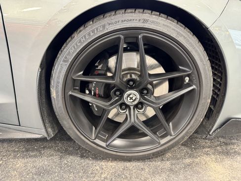 Used 2024 Chevrolet Corvette Stingray Coupe w/ Z51 Performance Package image 29