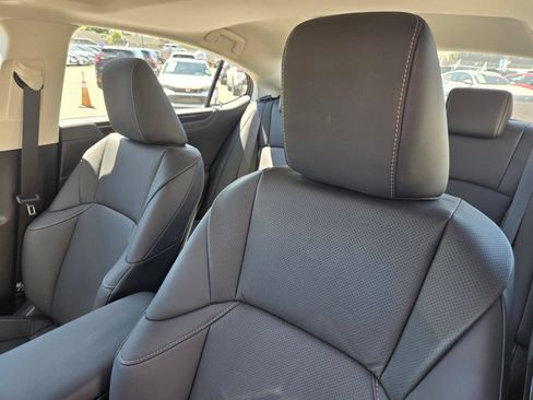 Used 2025 Lexus ES 350 FWD image 13