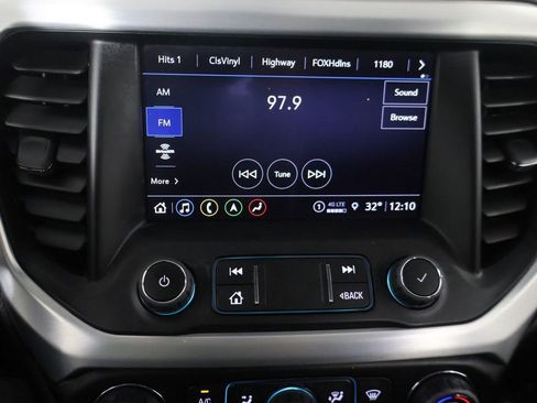 Used 2023 GMC Acadia SLT w/ Preferred Package image 54