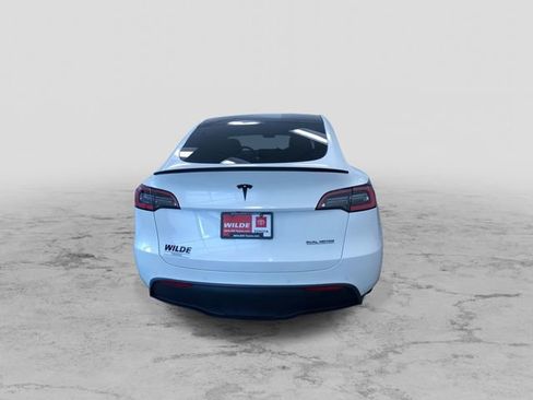Used 2021 Tesla Model Y Long Range AWD/4WD image 8
