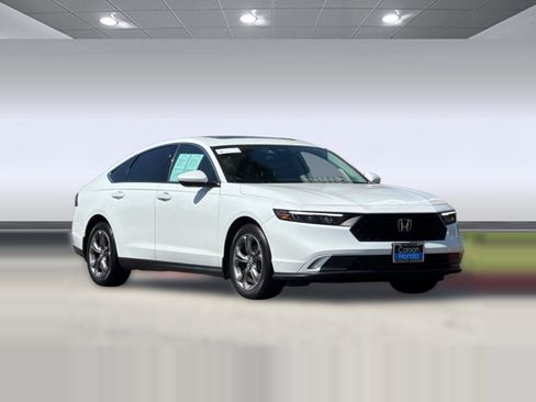 Certified 2024 Honda Accord EX image 7