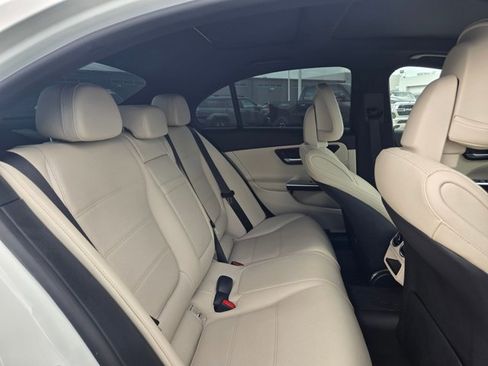 Used 2025 Mercedes-Benz C 300 Sedan image 20