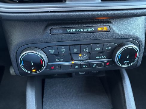 Used 2024 Ford Escape Active image 15