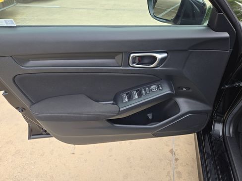 Used 2025 Honda Civic LX image 11