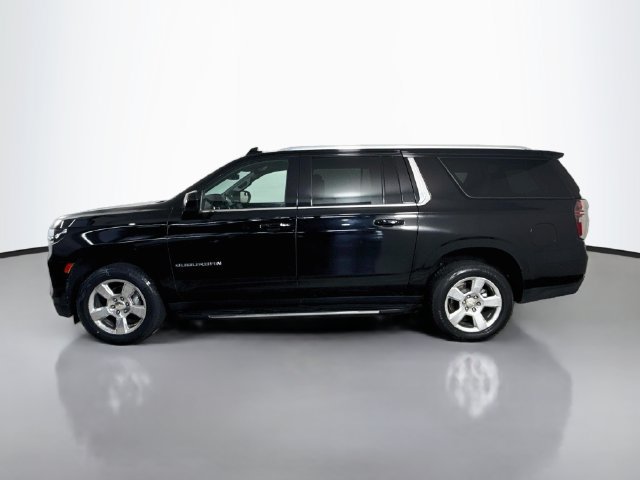 Used 2023 Chevrolet Suburban LT RWD image 6