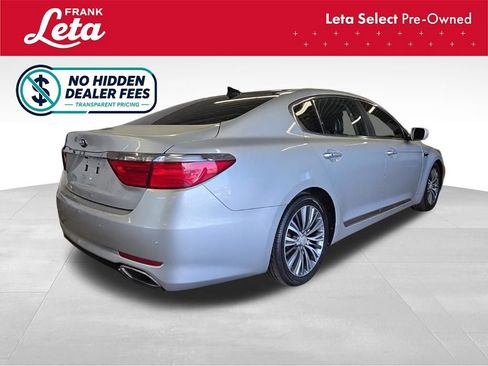 Used 2017 Kia K900 Premium RWD image 6