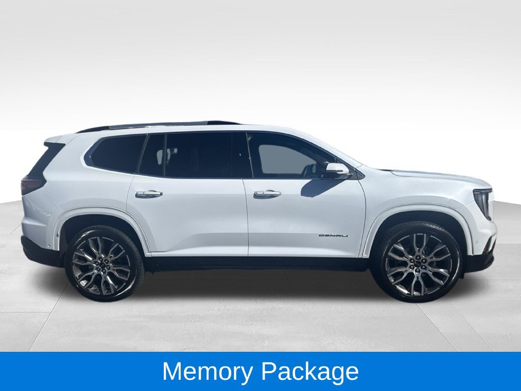 Used 2026 GMC Acadia Denali Ultimate AWD/4WD image 2