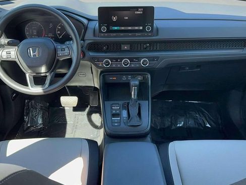 Certified 2024 Honda CR-V EX image 10