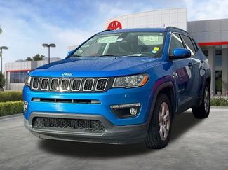 Used 2019 Jeep Compass Latitude w/ Popular Equipment Group FWD video 2