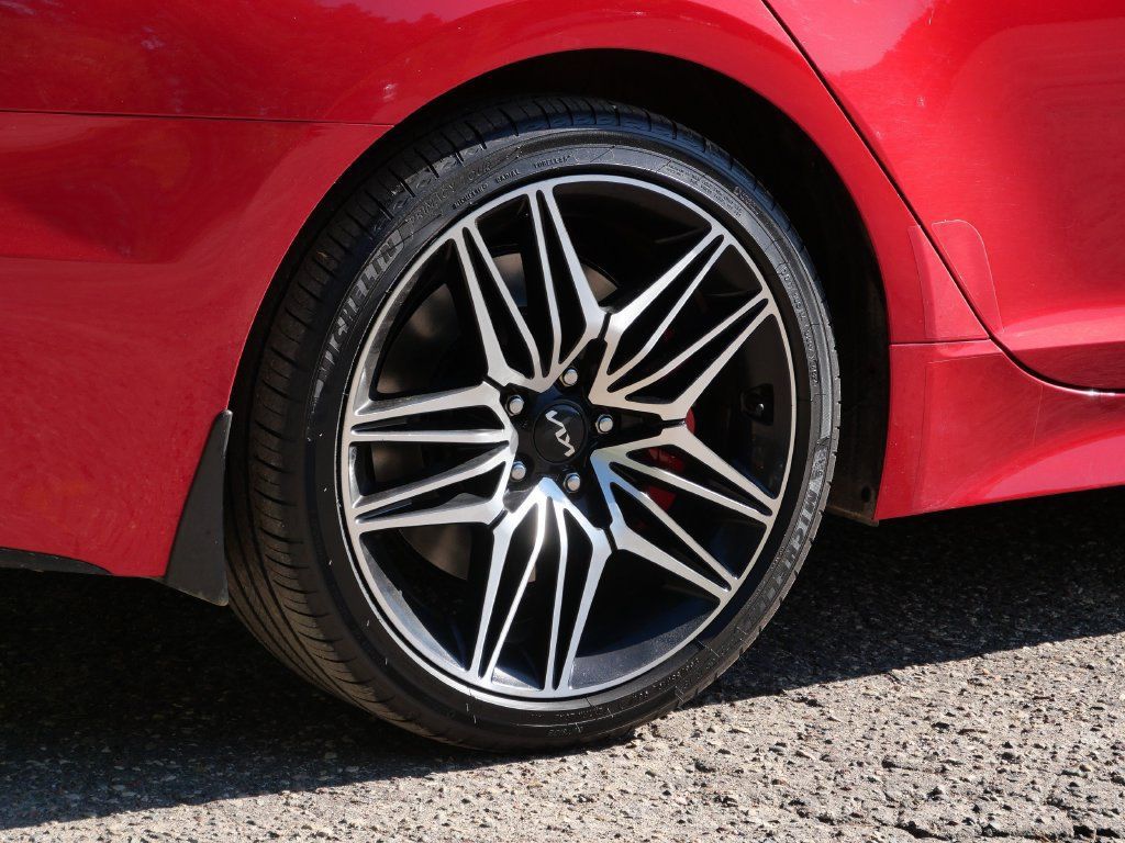 Used 2022 Kia Stinger GT2 AWD/4WD image 7