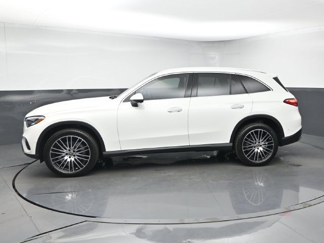 Used 2027 Mercedes-Benz GLC 300 image 4